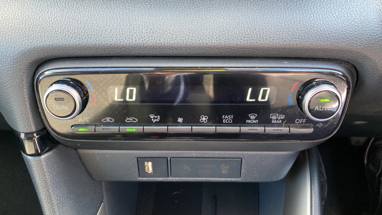 Mazda 2 Hybrid 1.5i Hybrid Select 5dr CVT Hybrid Hatchback